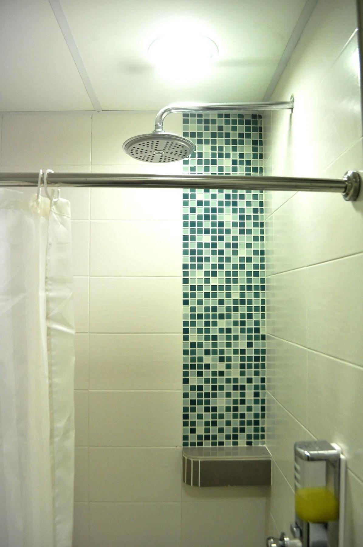 Yy48 Hotel 2 Mins Walk From Masjid Jamek Lrt Station Kuala Lumpur Exteriér fotografie